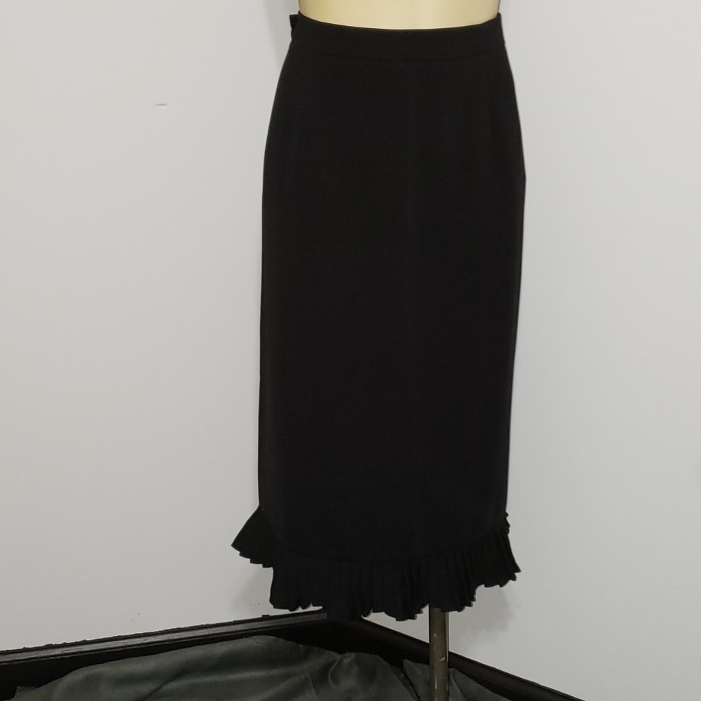 Black Flat Front Pencil Style Pleated Skirt